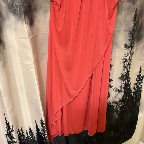 Adrianna Papell Women’s Spaghetti-Strap Lace Formal Prom Gown in French Coral - Picture 4 of 6